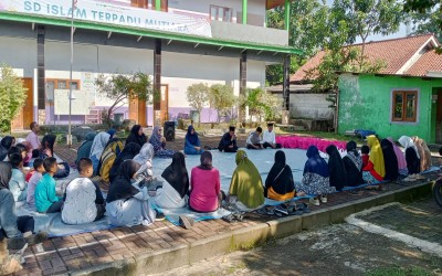 Kilau Zakat Mutiara